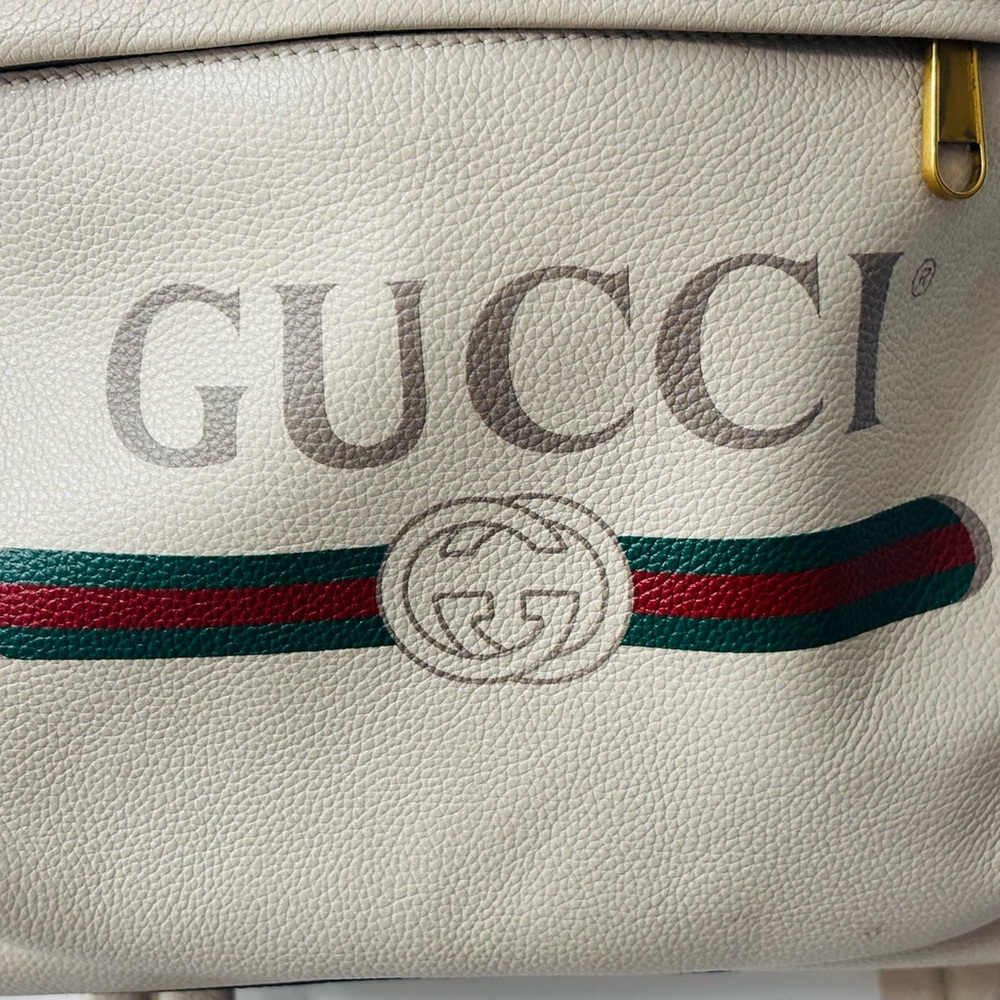 Gucci Off White Leather Logo Print Backpack - Picture 5 of 16